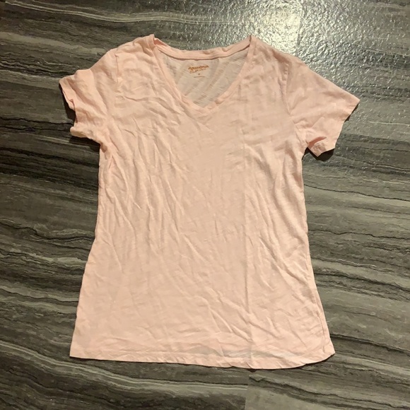 Size M T-Shirt Bundle - Picture 12 of 15